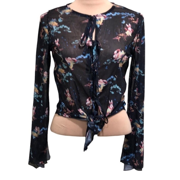 Vintage 90s Crop Top Size Medium Black Bunny Rabbit Print Bell Sleeve - Picture 1 of 8